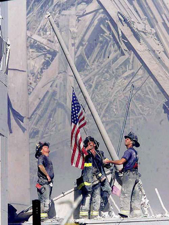 9 11 pics. Hours after the 9/11 attacks,