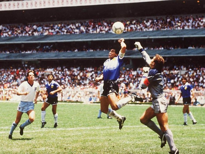 Diego-Maradona-Hand-of-God-England-Argentina-_1496943